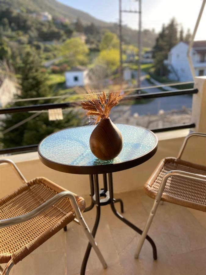 Navy Apartment With Mountain View &Private Parking Vatos Экстерьер фото