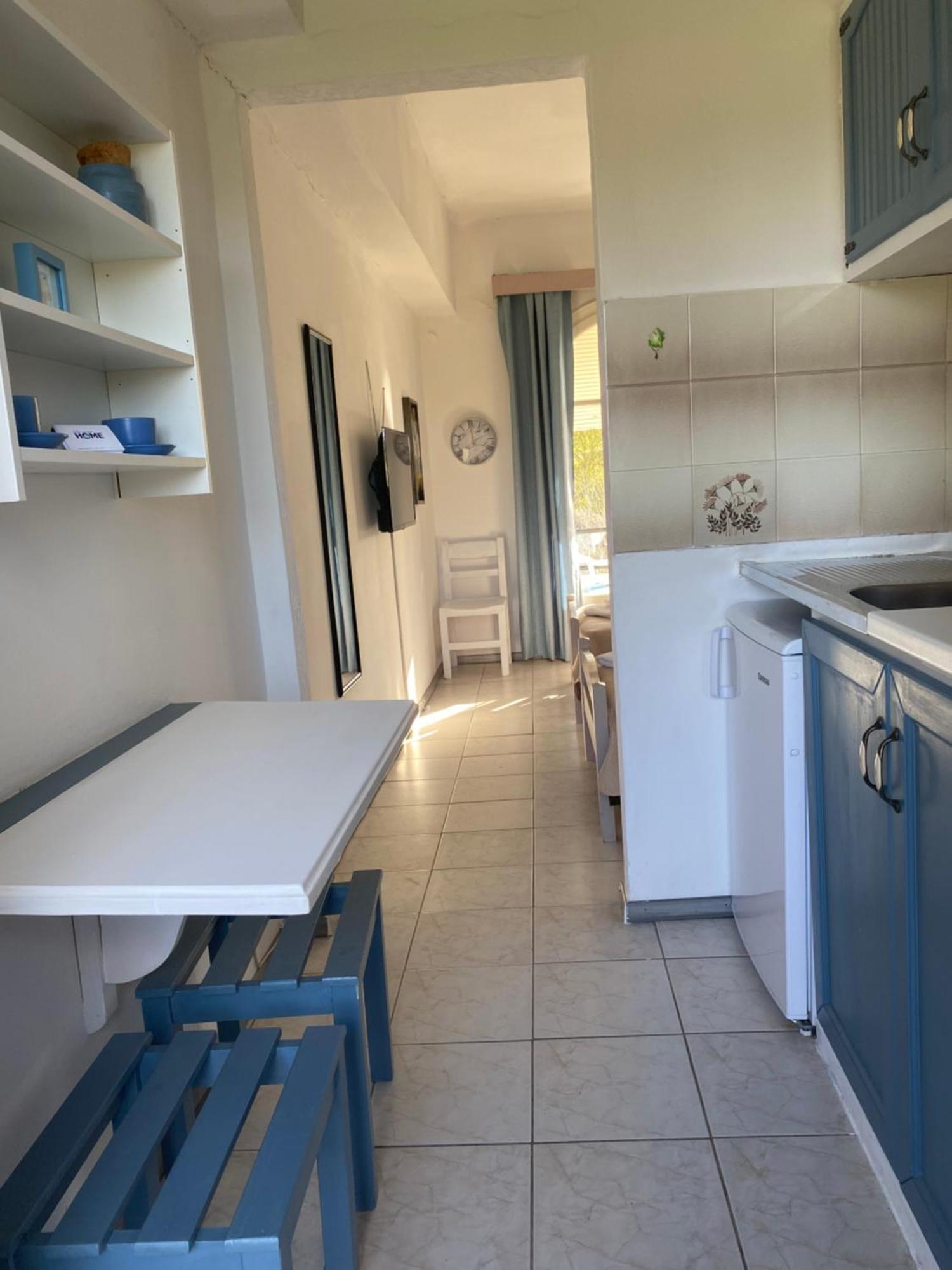 Navy Apartment With Mountain View &Private Parking Vatos Экстерьер фото