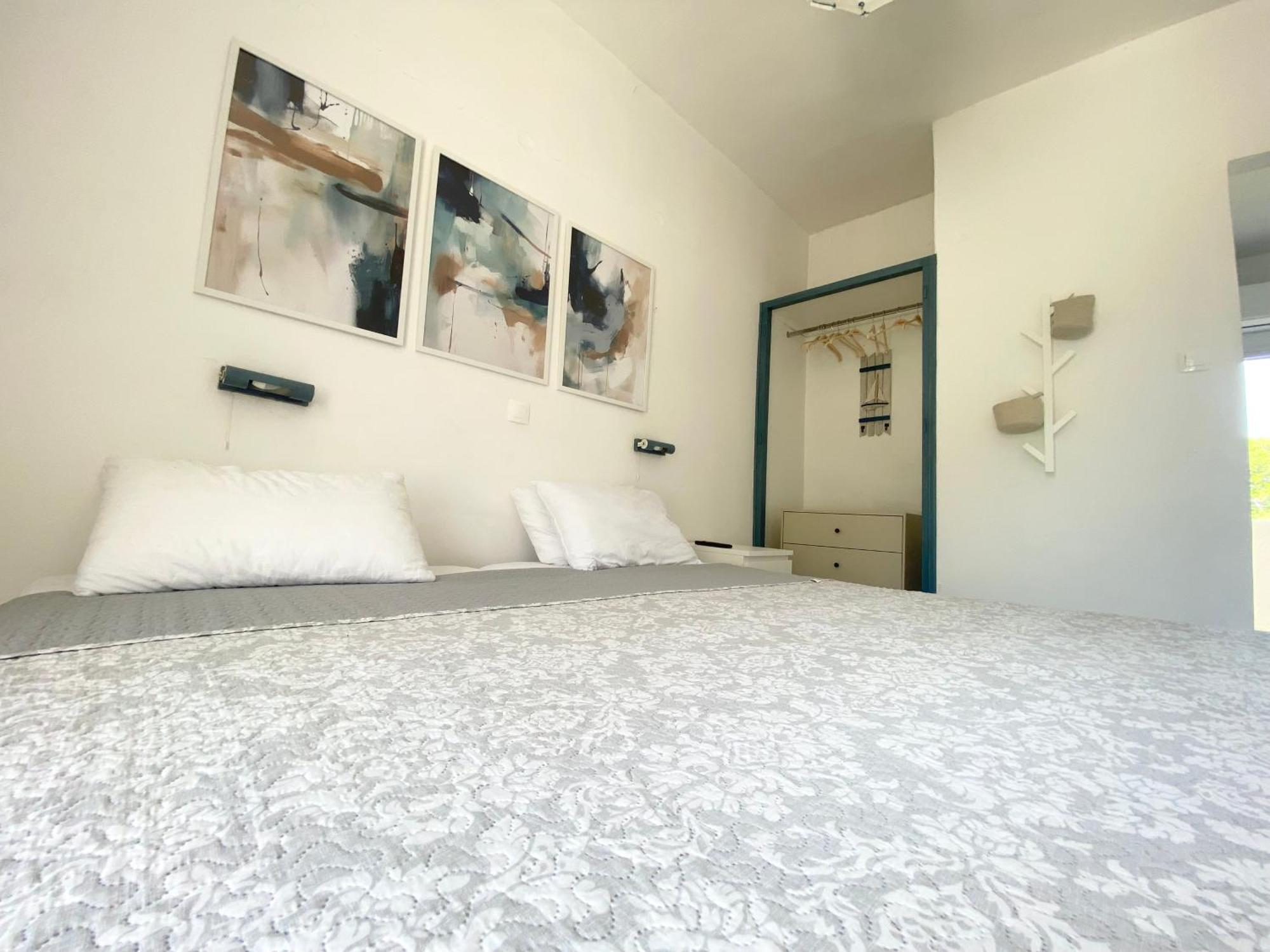 Navy Apartment With Mountain View &Private Parking Vatos Экстерьер фото