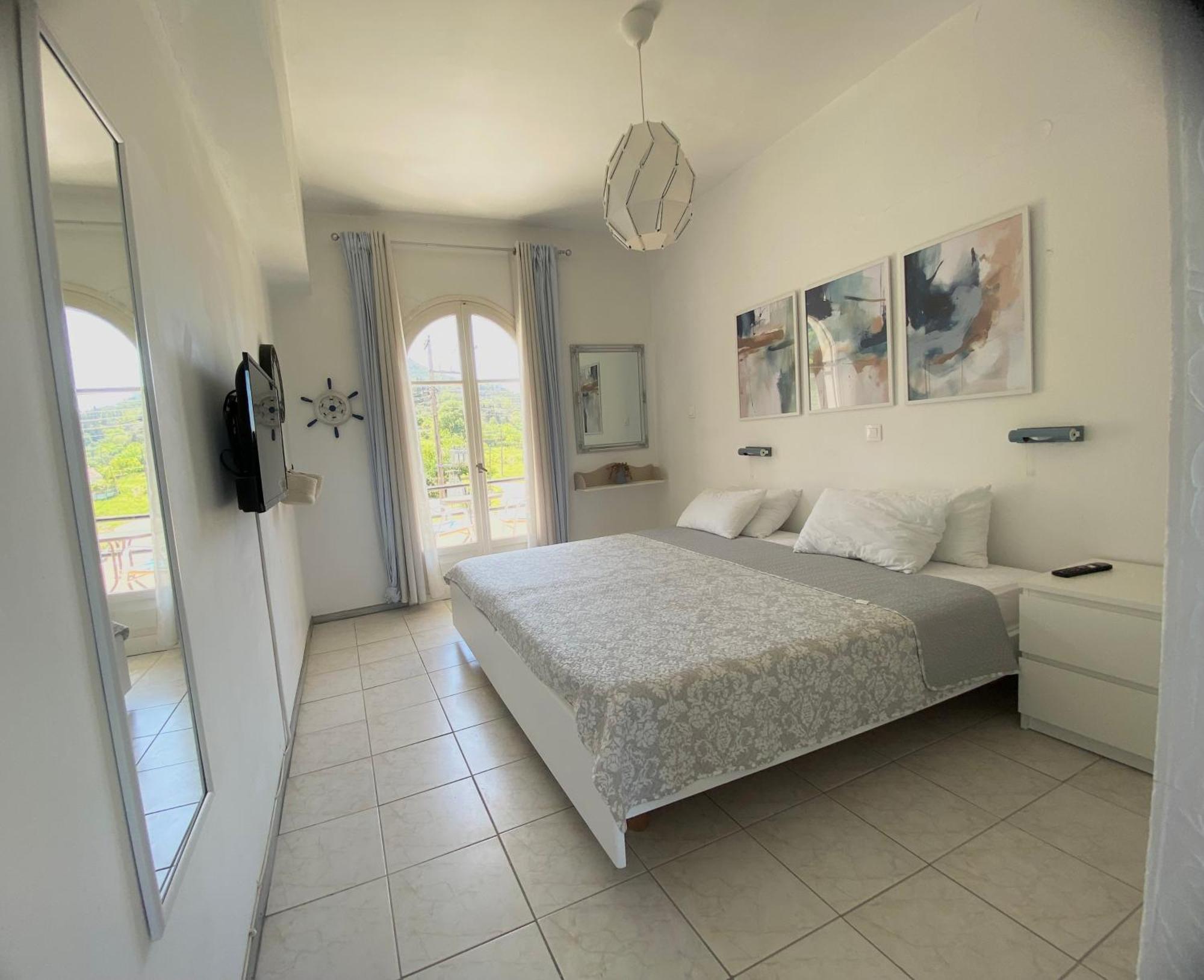 Navy Apartment With Mountain View &Private Parking Vatos Экстерьер фото