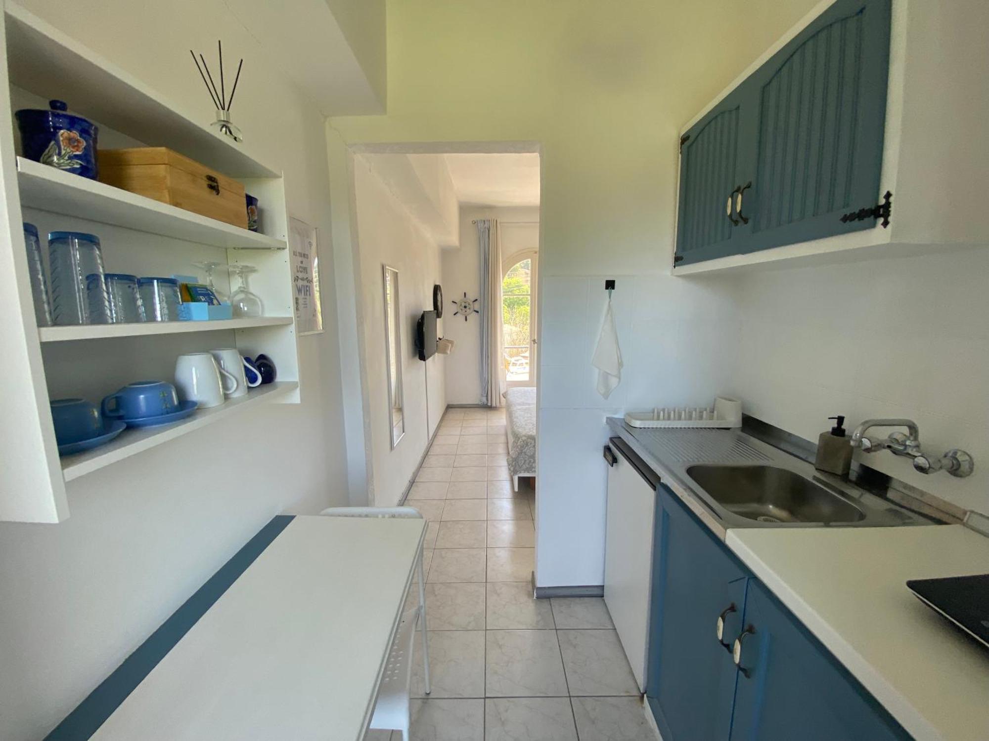 Navy Apartment With Mountain View &Private Parking Vatos Экстерьер фото